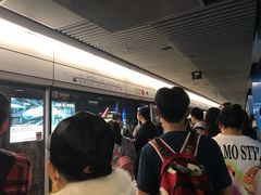 -港铁金钟站