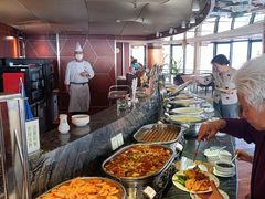 自助取餐区-汇泉王朝大饭店-旋转餐厅(南海路店)