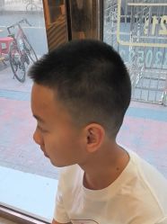 -梵汐造型·接发烫染专业店