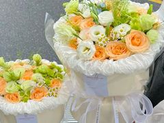 -亭亭鲜花店(中山北路店)