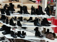 -云柏鞋业(十里堡店)