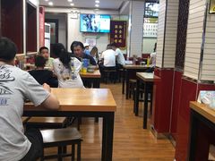 大堂-门框胡同百年卤煮(新街口店)