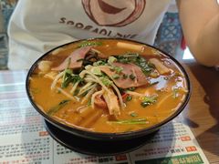 -肥汁米蘭香港米线(宁波路总店)