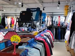 -探路者工厂店(宏福科技园店)