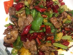 火爆牛肉-犇逸·乐山跷脚牛肉·四川现炒(览海店)