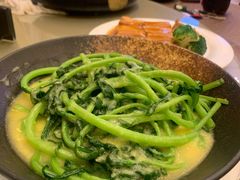 玉米汁茼蒿-沙龙酒家