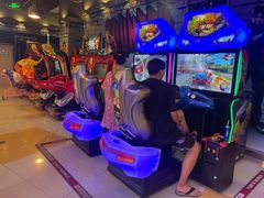 -汤姆熊欢乐世界(滨江店)