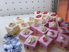 -爱客得牛排海鲜烤肉·火锅自助(春熙路黑金好店)