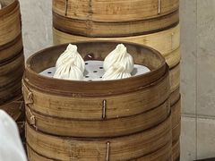 -莱莱小笼·乔艾