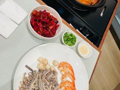 -品海楼·大连海胆锅贴馆(东港店)