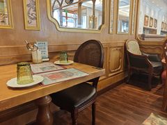-秘密旅行Bonjour(黑金冠 江南西店)
