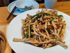 茶树菇炒鱿鱼-竹里馆·淮扬菜·功夫茶(老门东店)