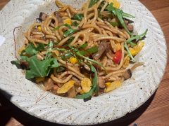 -Dragon Pizza•圆脸龙披萨·牛排餐厅