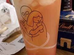 -喜茶(北京华贸购物中心店)