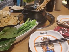 -尚品小土屋涮毛肚(李沧万达店)