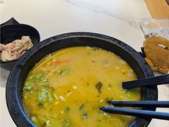 -鸡汤过桥·过桥米线