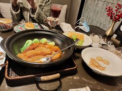 -海派悦庭·海胆烧麦·新融合菜(凯德广场店)