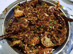-凤凰路何眼镜香辣蟹(花果园店)