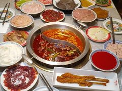 -沸炉重庆老火锅(军事博物馆店)