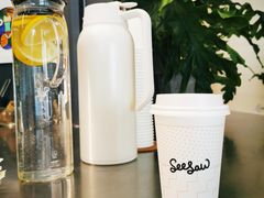 拿铁-Seesaw Coffee(上海国金中心店)