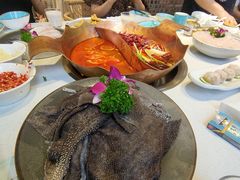 -墨居上隐·院子里火锅(峨眉店)