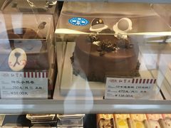 -红宝石·鲜奶小方·海派西点房(丰庄店)