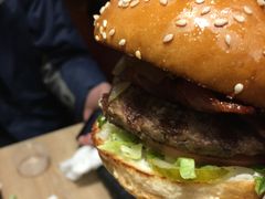 -The Habit Burger Grill 哈比特汉堡(爱琴海店)