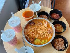 部队锅-李先生的首尔小馆(松江启源广场店)