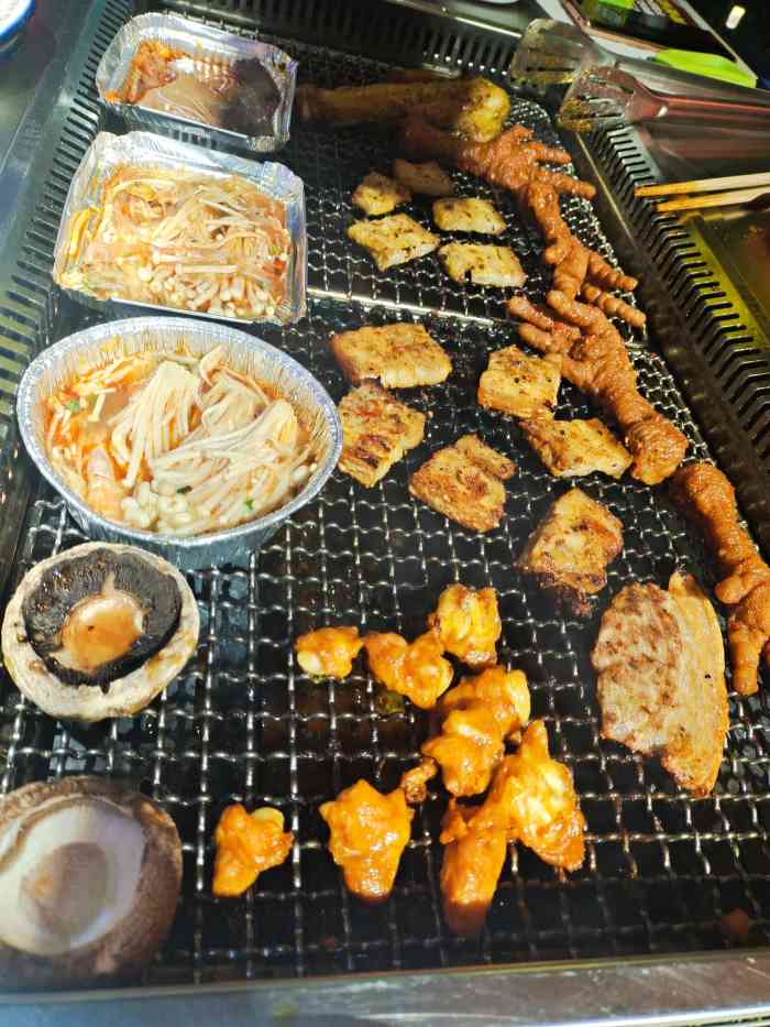 小猪查理川式自助烤肉店(新街口店)-"自助烤肉来试试这个 之前在茂业