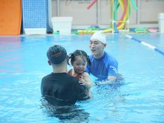 -戊辰亲子游泳俱乐部