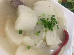 猪骨煲萝卜-新享乐海鲜(翠华路店)