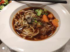 鲜茄半筋半肉牛肉面-康师傅私房牛肉面(马泉营奥莱店)