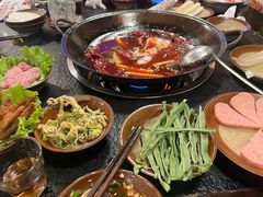 -渝井巷重庆老火锅(沈阳吉祥店)