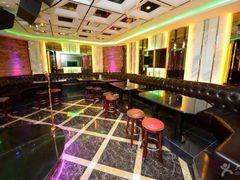 -麦度量贩式KTV(中联广场店)