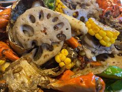 -臻鲜燕海鲜融合餐厅(金陵style店)