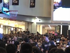 -鸿通城购物中心