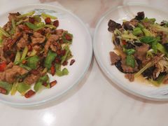 -犇逸·乐山跷脚牛肉·四川现炒(览海店)
