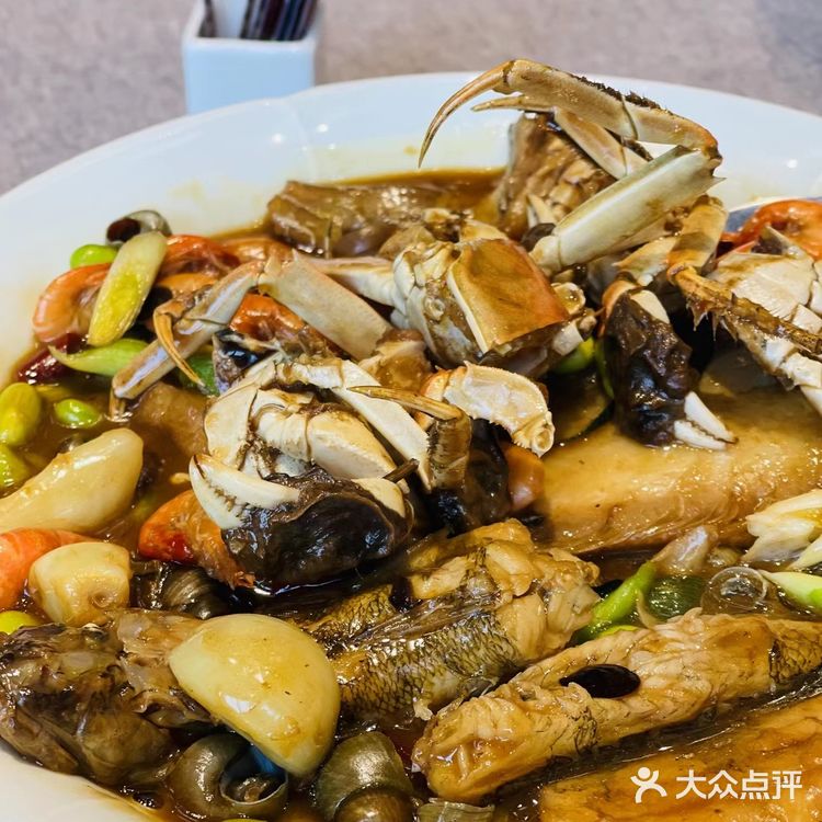 品尝精致的淮扬菜