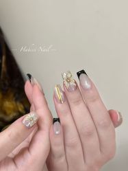-花岐款式专研健康美甲沙龙