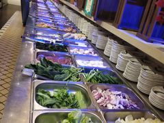 自助取餐区-阪尚皇·原切牛排·烤肉火锅自助(北京路店)