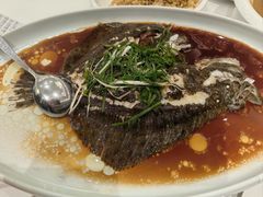 -万龙洲海鲜(大兴绿地缤纷城店)