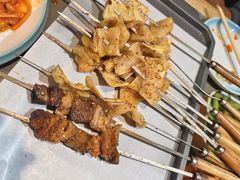 -小两口锦州烧烤·脆皮油边(依云北郡店)