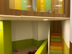 -婴智贝佳蒙特梭利早教托育中心(杨浦店)