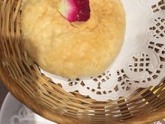 鲜花玫瑰饼-刀小蛮半只鸡过桥米线(家乐福四元桥店)