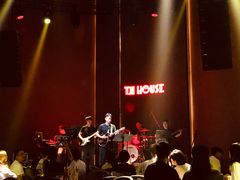 -TZ House音乐现场(来福士中心店)
