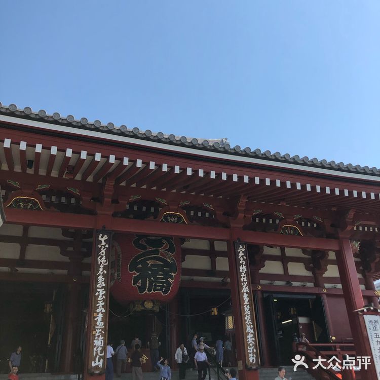 尤其是周边的商铺，很好看很特别