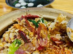 腊肠叉烧煲仔饭-壹煲口福煲仔饭(中山路店)