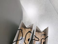 -SALOMON萨洛蒙(青岛海信店)