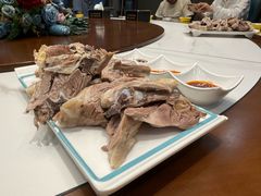 -三江源美食城