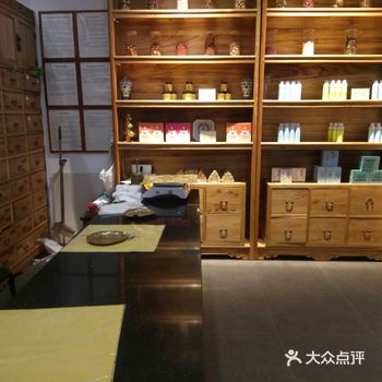 告别胀气，做回天使宝宝